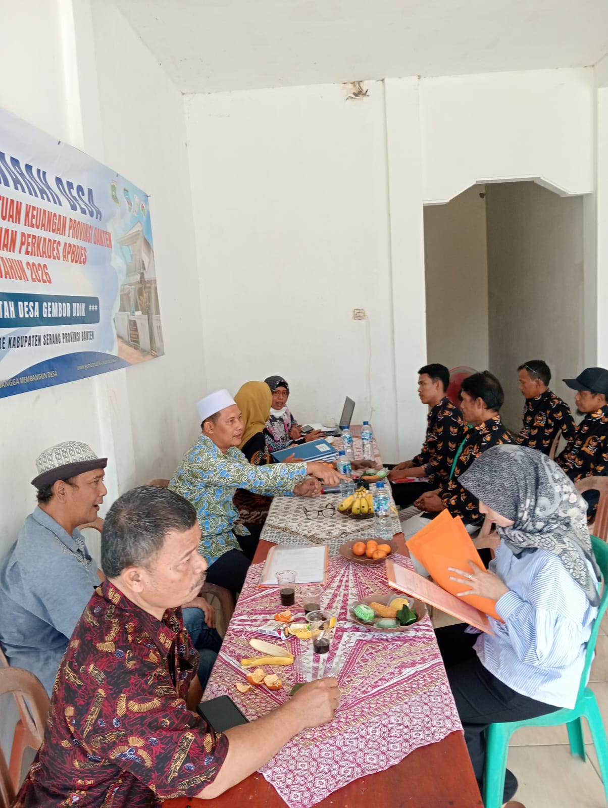 Perkuat Tata Kelola Administrasi, Kecamatan Cikande Gelar Monitoring dan Evaluasi di Desa Gembor Udik